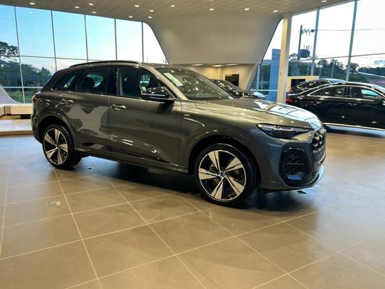 AUDI Q5 2.0 TFSI GASOLINA S LINE QUATTRO S TRONIC AUDI Q5 2.0 TFSI GASOLINA S LINE QUATTRO S TRONIC